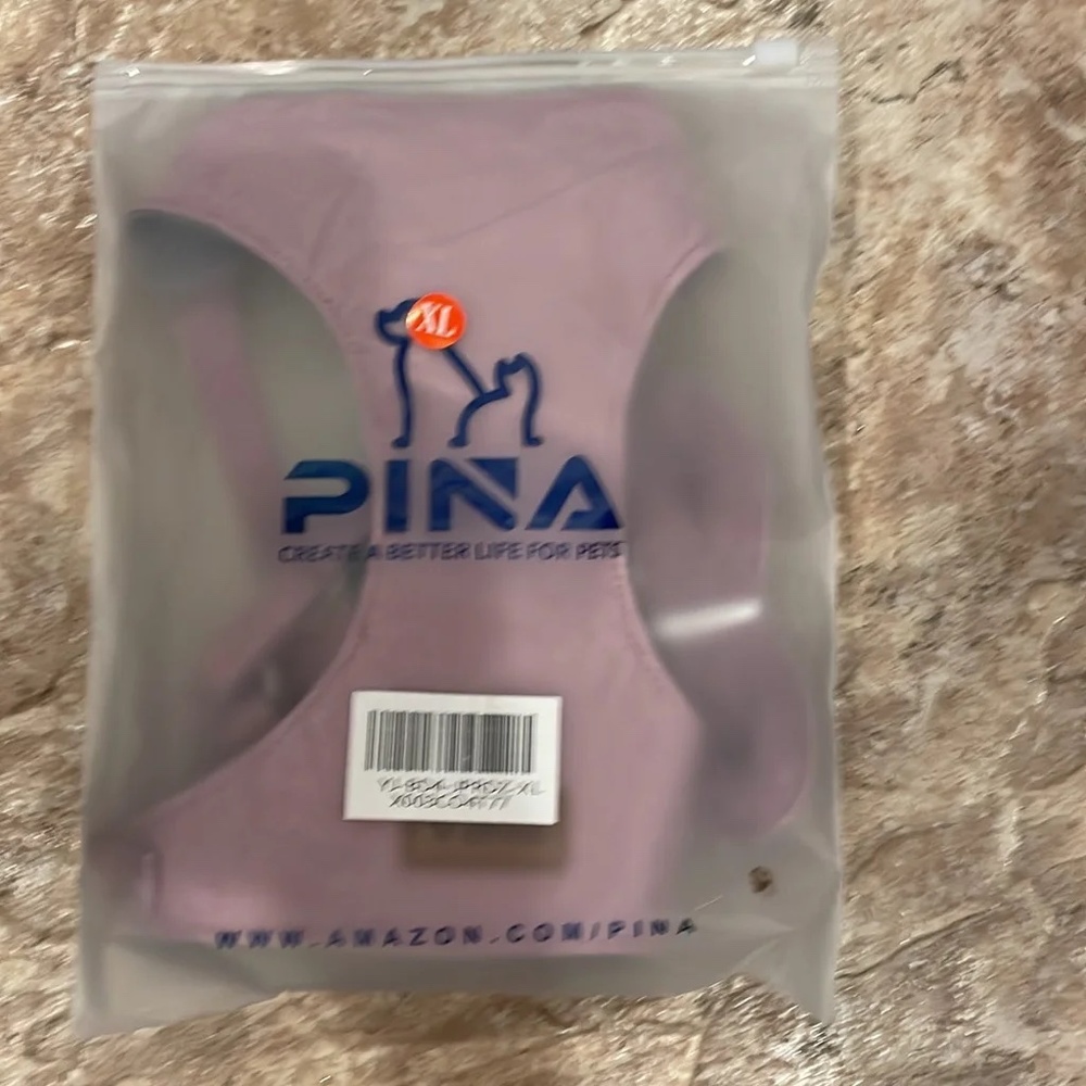 Pina XL dog harness and leash